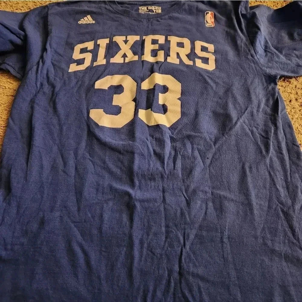 Philadelphia 76ers shirt
